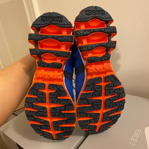 NWT Reebok Sneakers - Picture 5 of 6